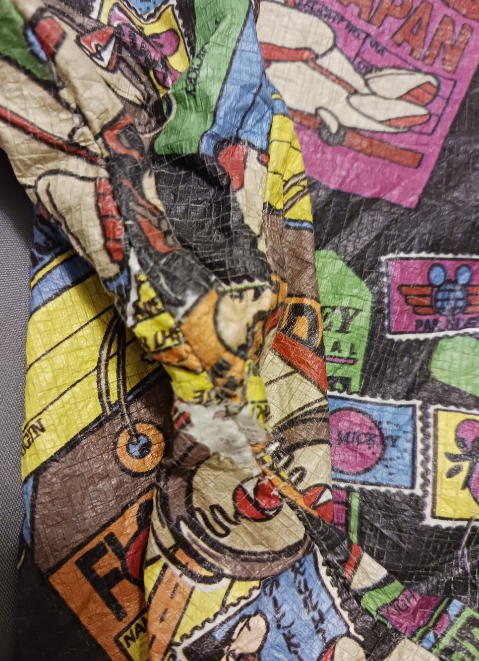 Disney Originals Vtg- Y2k Tyvek World Mickey Jacket USA Size MED - Picture 8 of 10